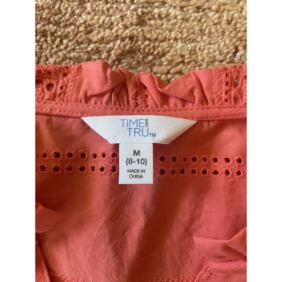 Time and Tru Coral Eyelet Long Sleeve Blouse Women’s Size M - Picture 2 of 9